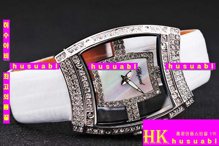 ĵ ڽð Replica Chopard Japanese Quartz MOVEMENT Polished Case White Bracelet Women. sa-21