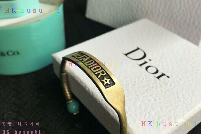 NEW   Ż   DR65597