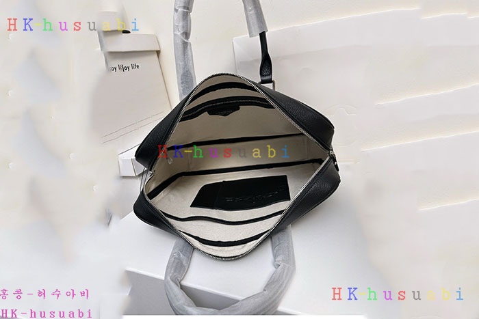 �ڹ̷��ޡڸ����� �׷��� ��ť��Ʈ ���̽� MB199437